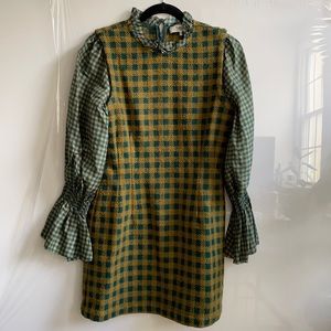 Stylish dress wool and silk